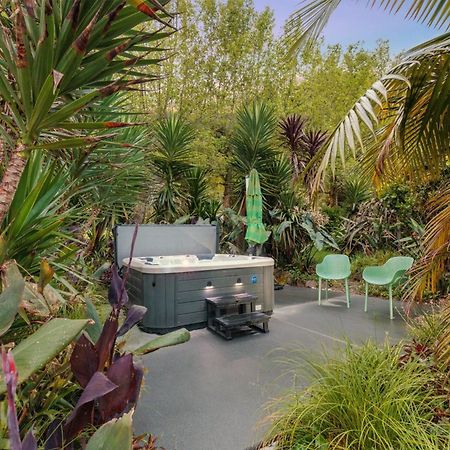 Swiss-Kiwi Cottage And Retreat, B&B Tauranga Exterior foto